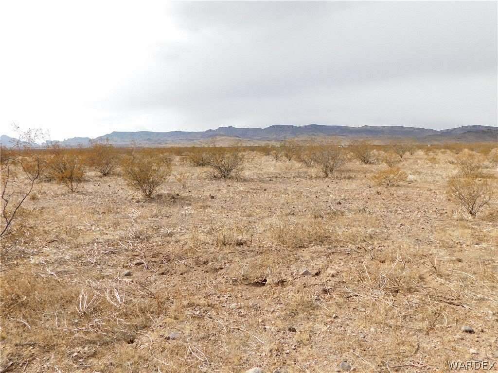3 Acres of Residential Land for Sale in Golden Valley, Arizona