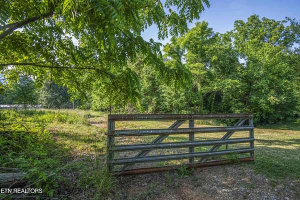 5 Acres of Residential Land for Sale in Luttrell, Tennessee