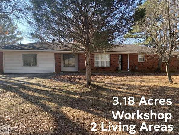 3.18 Acres of Land with Home for Sale in Jonesboro, Arkansas