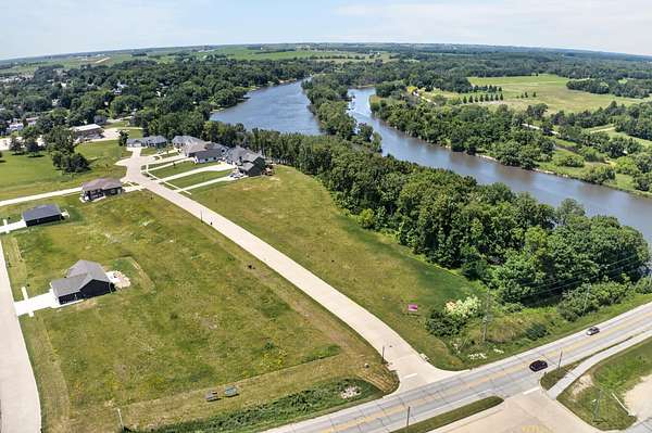 1.15 Acres of Residential Land for Sale in Waverly, Iowa