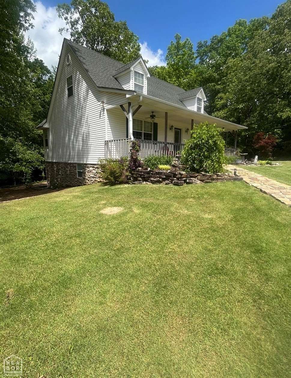 6.22 Acres of Land with Home for Sale in Jonesboro, Arkansas