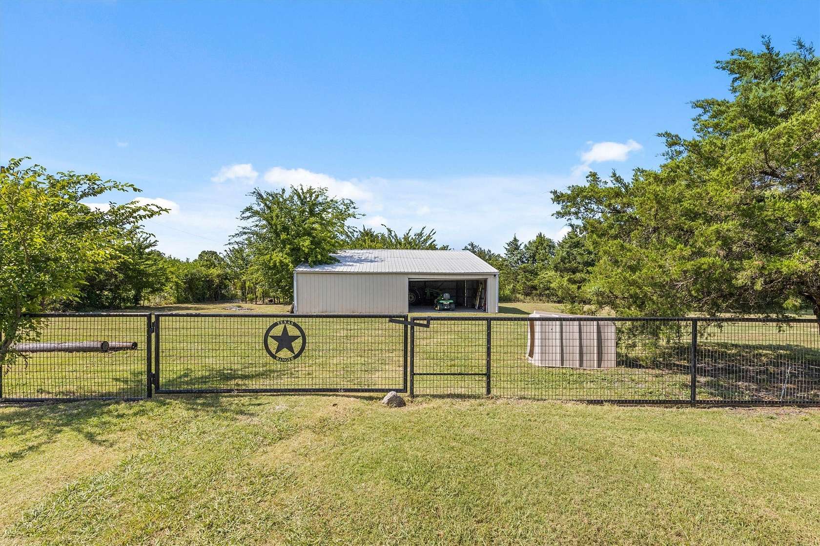 2.58 Acres of Land with Home for Sale in Lucas, Texas