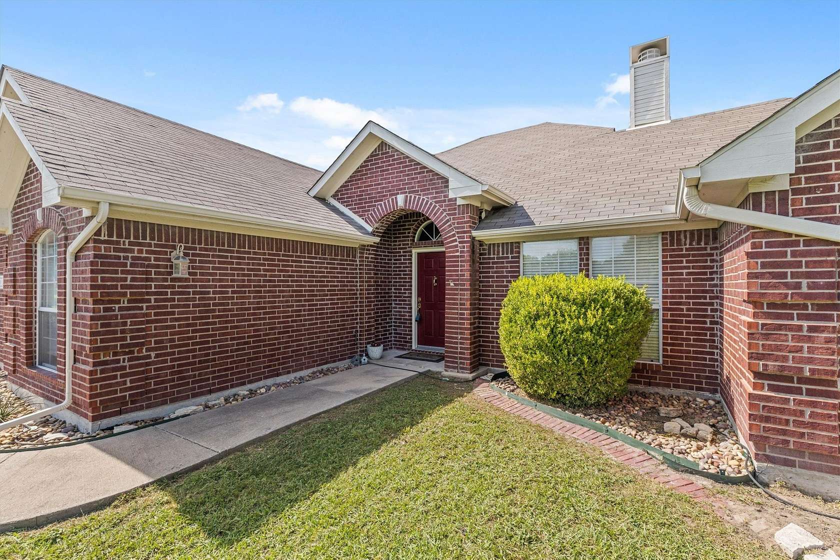 2.58 Acres of Land with Home for Sale in Lucas, Texas