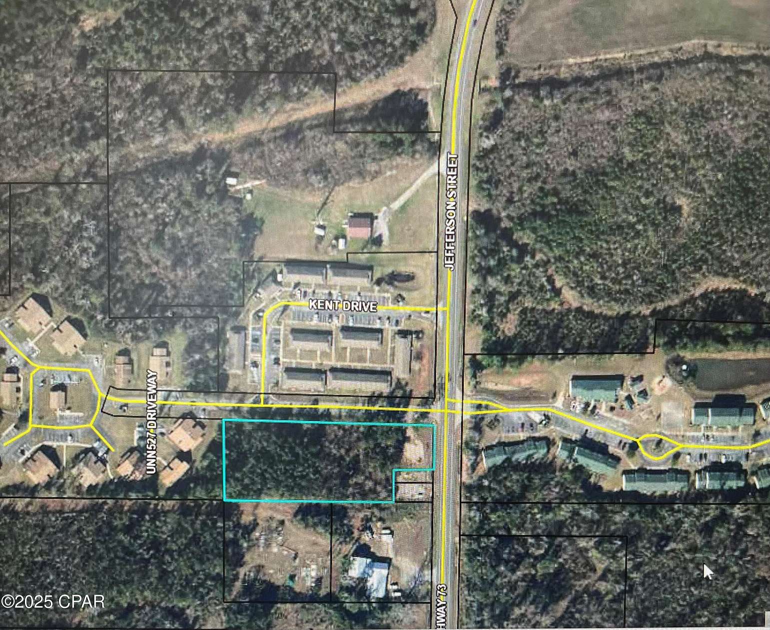 2 Acres of Mixed-Use Land for Sale in Marianna, Florida