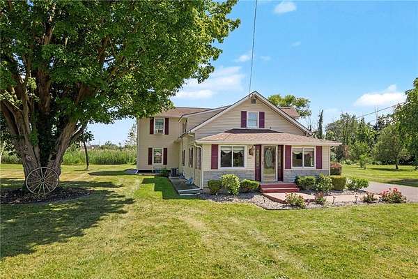 2.8 Acres of Land with Home for Sale in Syracuse, New York