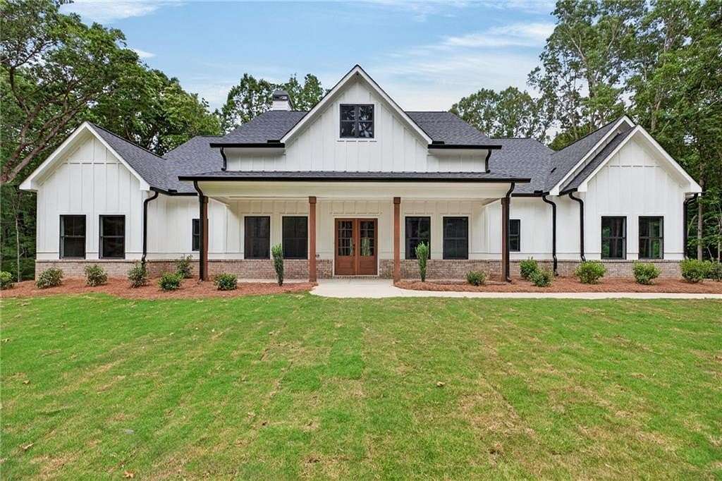 4.26 Acres of Land with Home for Sale in Dallas, Georgia