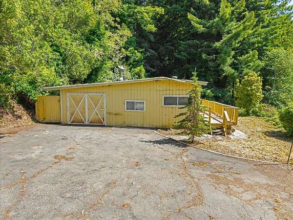 2 Acres of Residential Land for Sale in Cutten, California