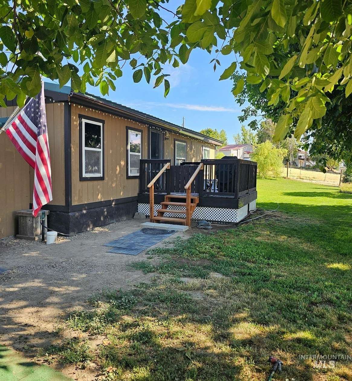 5.2 Acres of Land with Home for Sale in Payette, Idaho