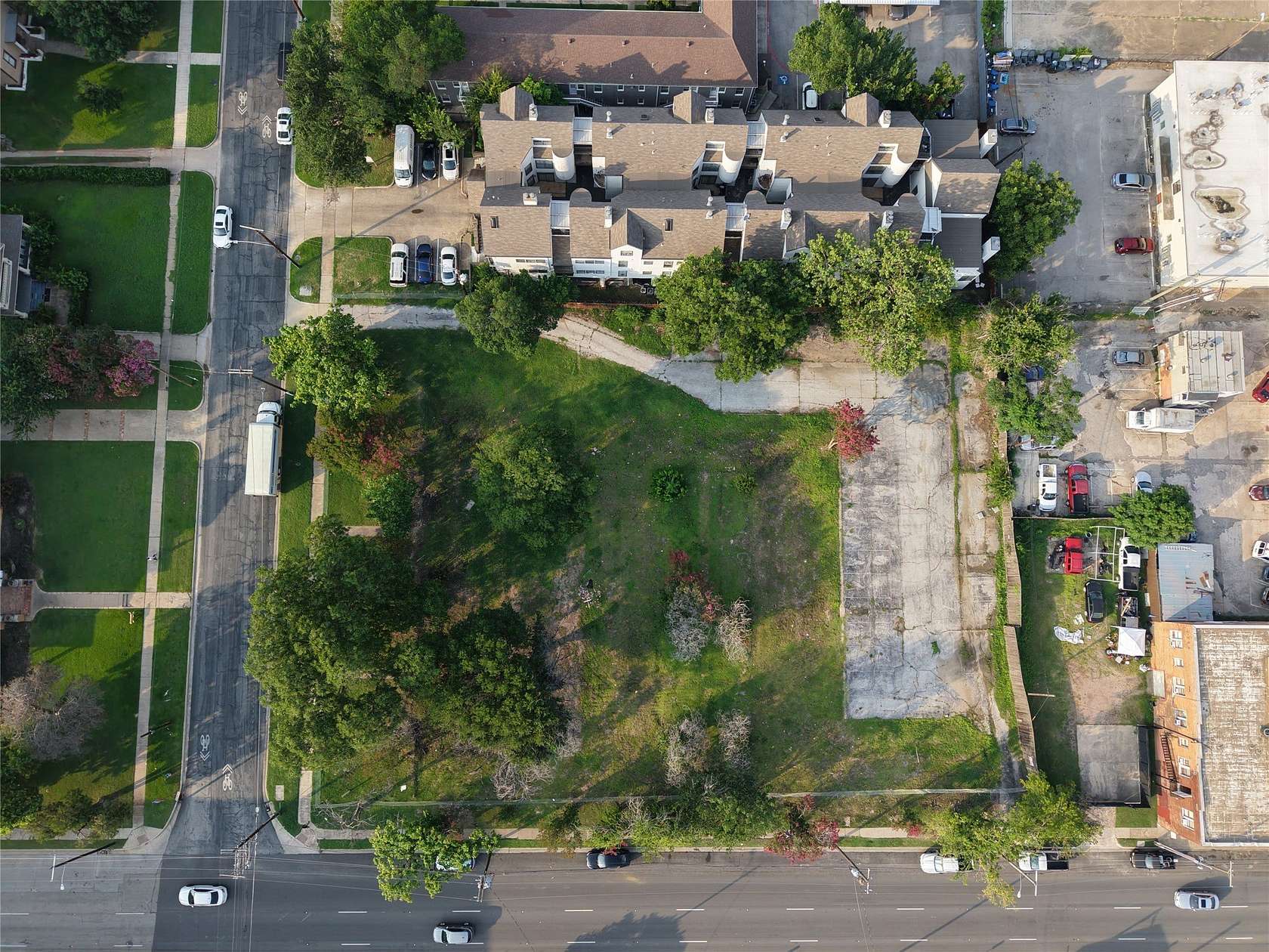 1.12 Acres of Residential Land for Sale in Dallas, Texas