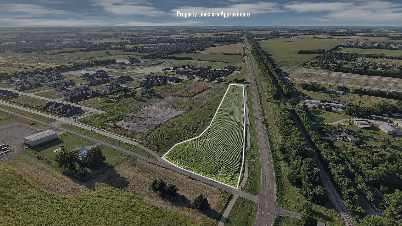 7.5 Acres of Commercial Land for Sale in Van Alstyne, Texas