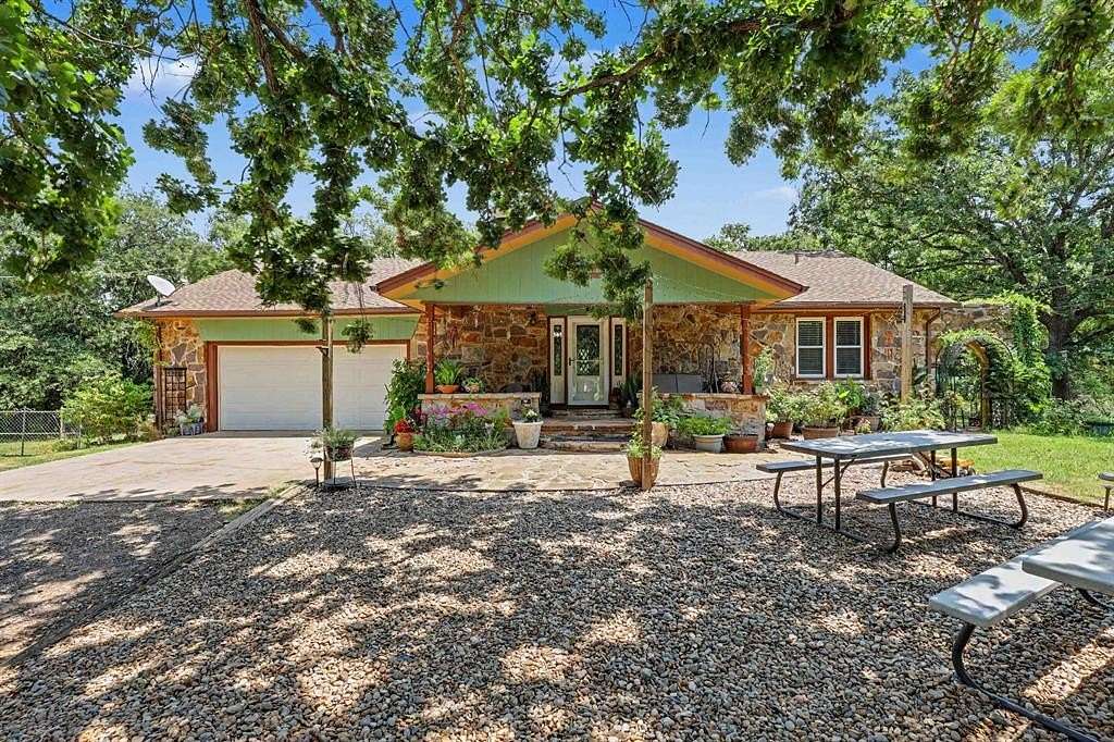 9.82 Acres of Land with Home for Sale in Choctaw, Oklahoma