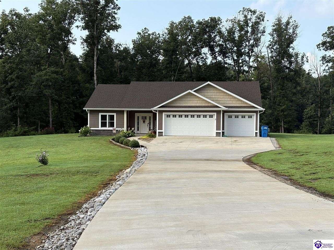 1.85 Acres of Land with Home for Sale in Morgantown, Kentucky