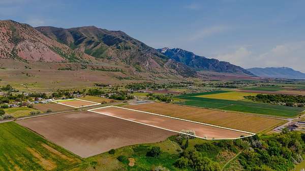 14 Acres of Land for Sale in Deweyville, Utah