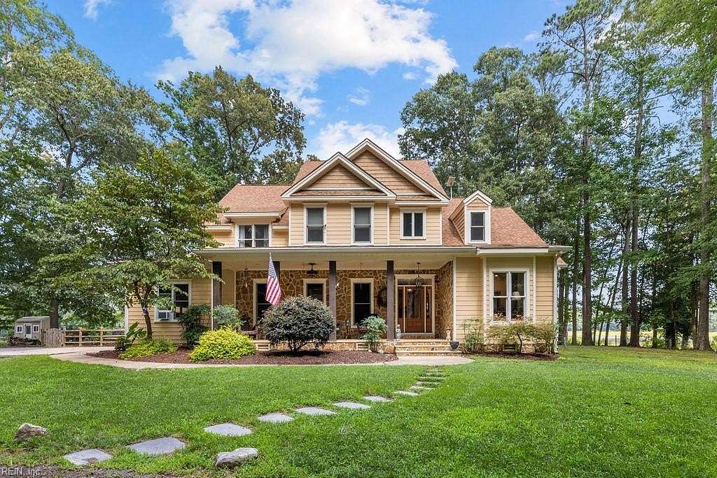 27.4 Acres of Recreational Land with Home for Sale in Smithfield, Virginia