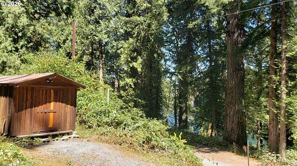 1 Acre of Land for Sale in Estacada, Oregon