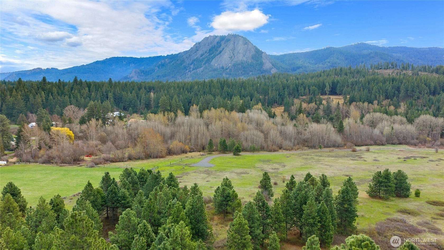 11 Acres of Land for Sale in Cle Elum, Washington