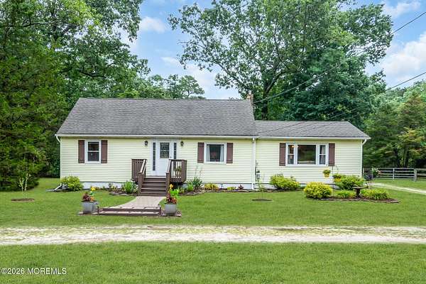 4.1 Acres of Land with Home for Sale in Jackson Township, New Jersey