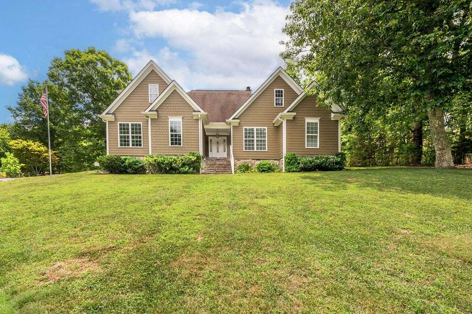 4.1 Acres of Land with Home for Sale in Cloudland, Georgia