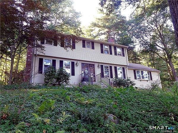 2 Acres of Land with Home for Lease in Simsbury, Connecticut