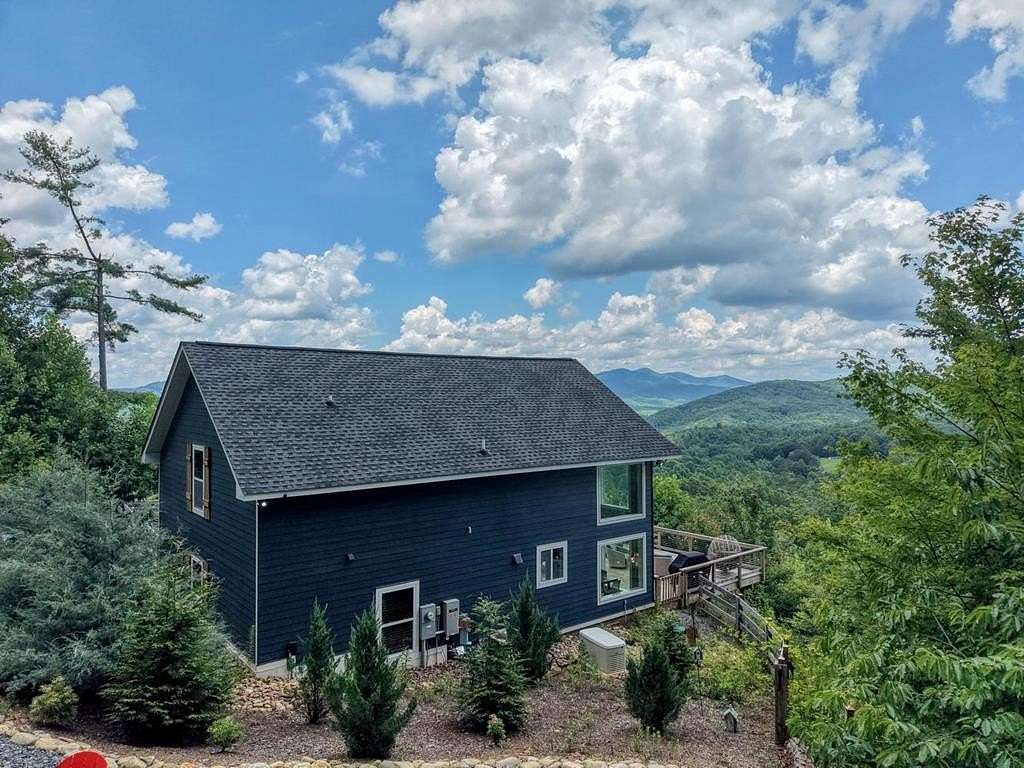 2.53 Acres of Land with Home for Sale in Mineral Bluff, Georgia