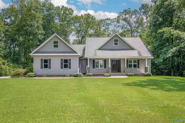 6.3 Acres of Land with Home for Sale in Gadsden, Alabama