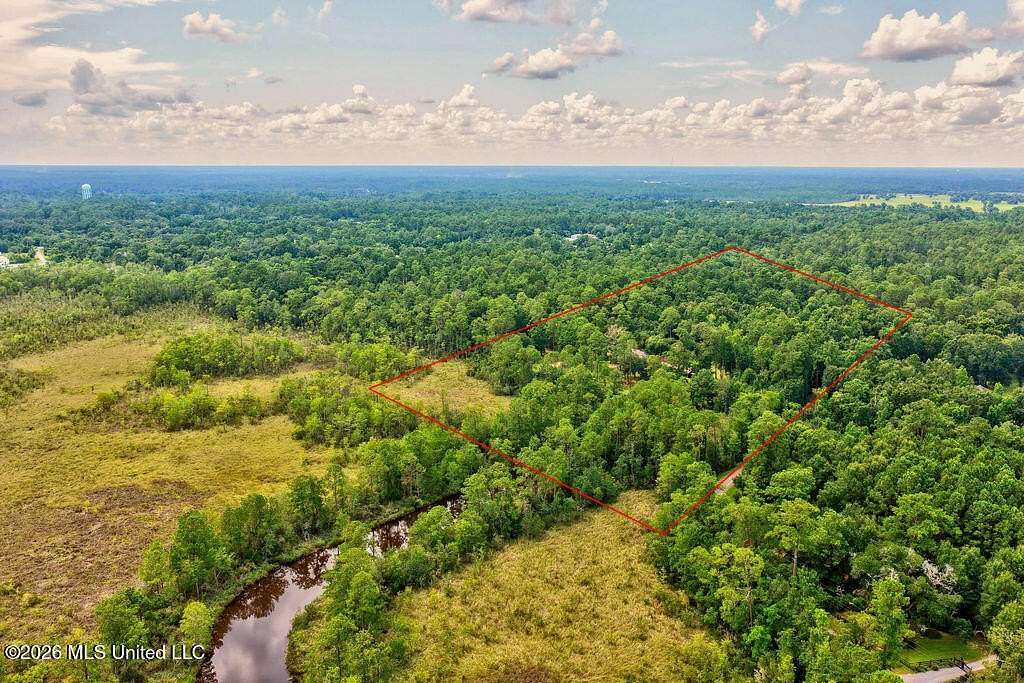 17 Acres of Recreational Land with Home for Sale in Kiln, Mississippi