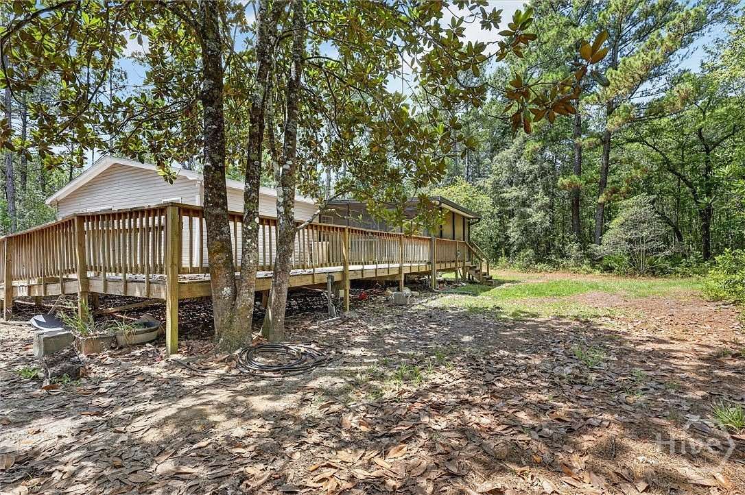 6 Acres of Land with Home for Sale in Ellabell, Georgia