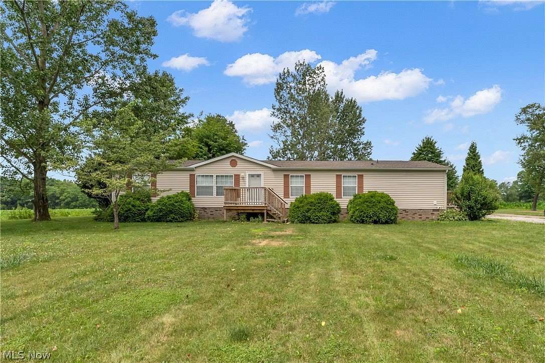 4.49 Acres of Land with Home for Sale in New Springfield, Ohio