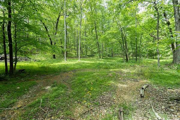 10.7 Acres of Recreational & Residential Land for Sale in Dickson, Tennessee