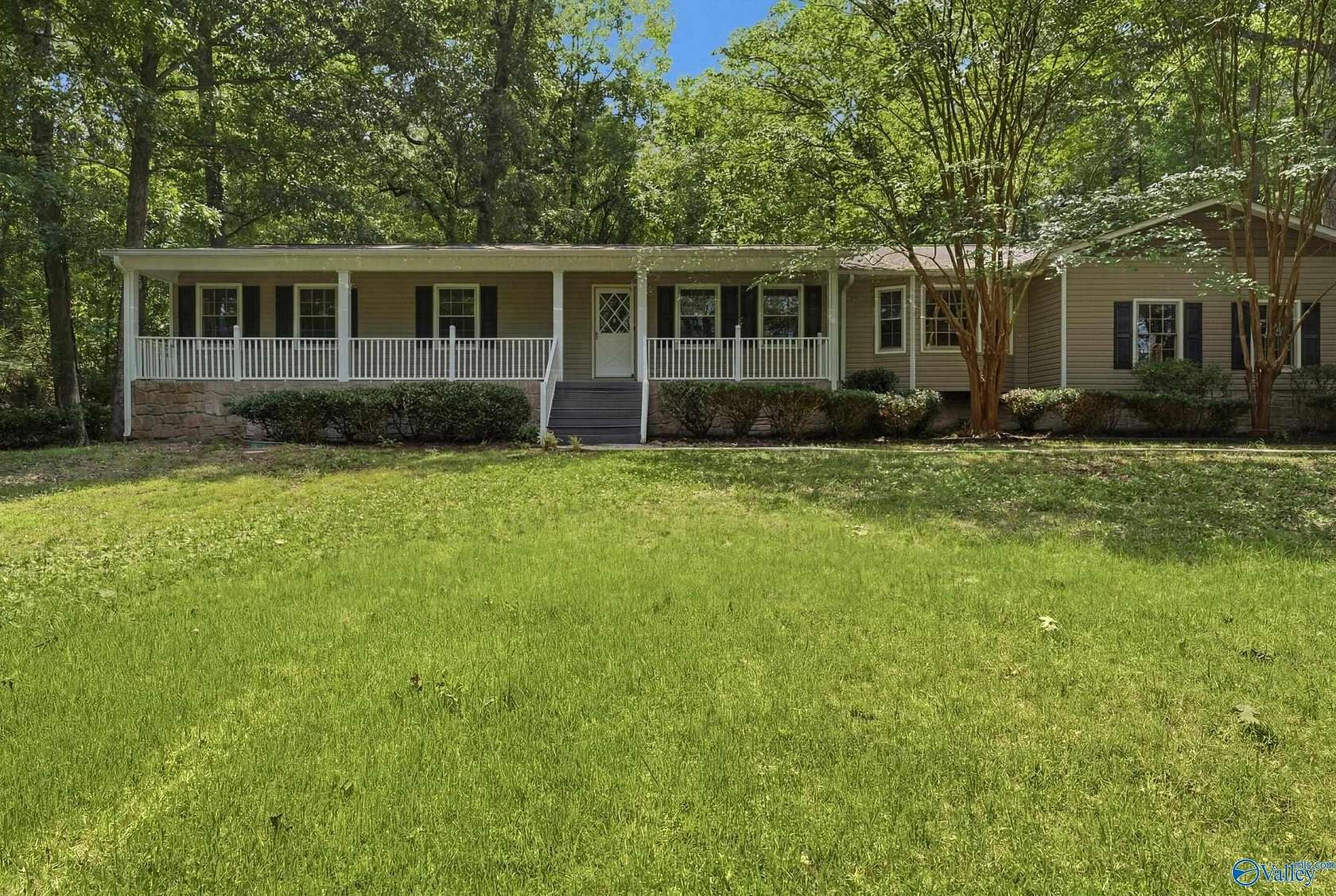 1.65 Acres of Land with Home for Sale in Owens Cross Roads, Alabama