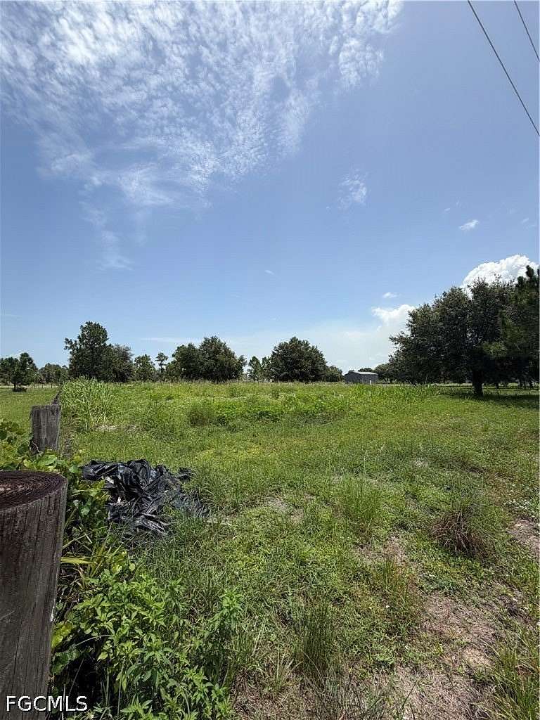 1.25 Acres of Residential Land for Sale in LaBelle, Florida