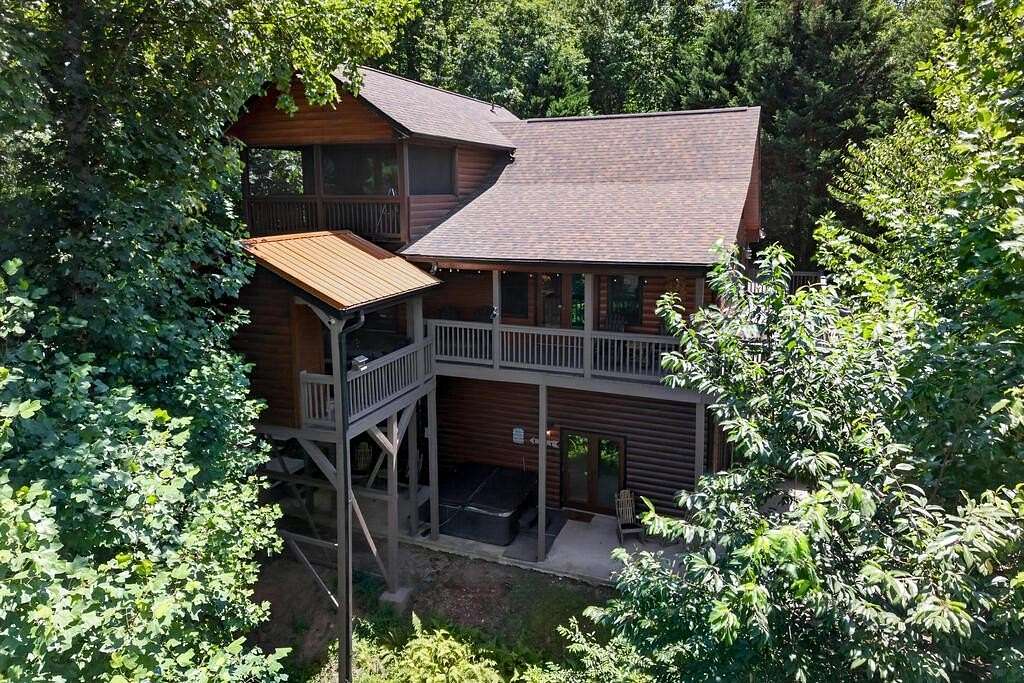 1.52 Acres of Land with Home for Sale in Blue Ridge, Georgia
