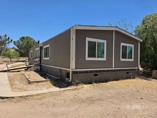 6 Acres of Land with Home for Sale in Bodfish, California
