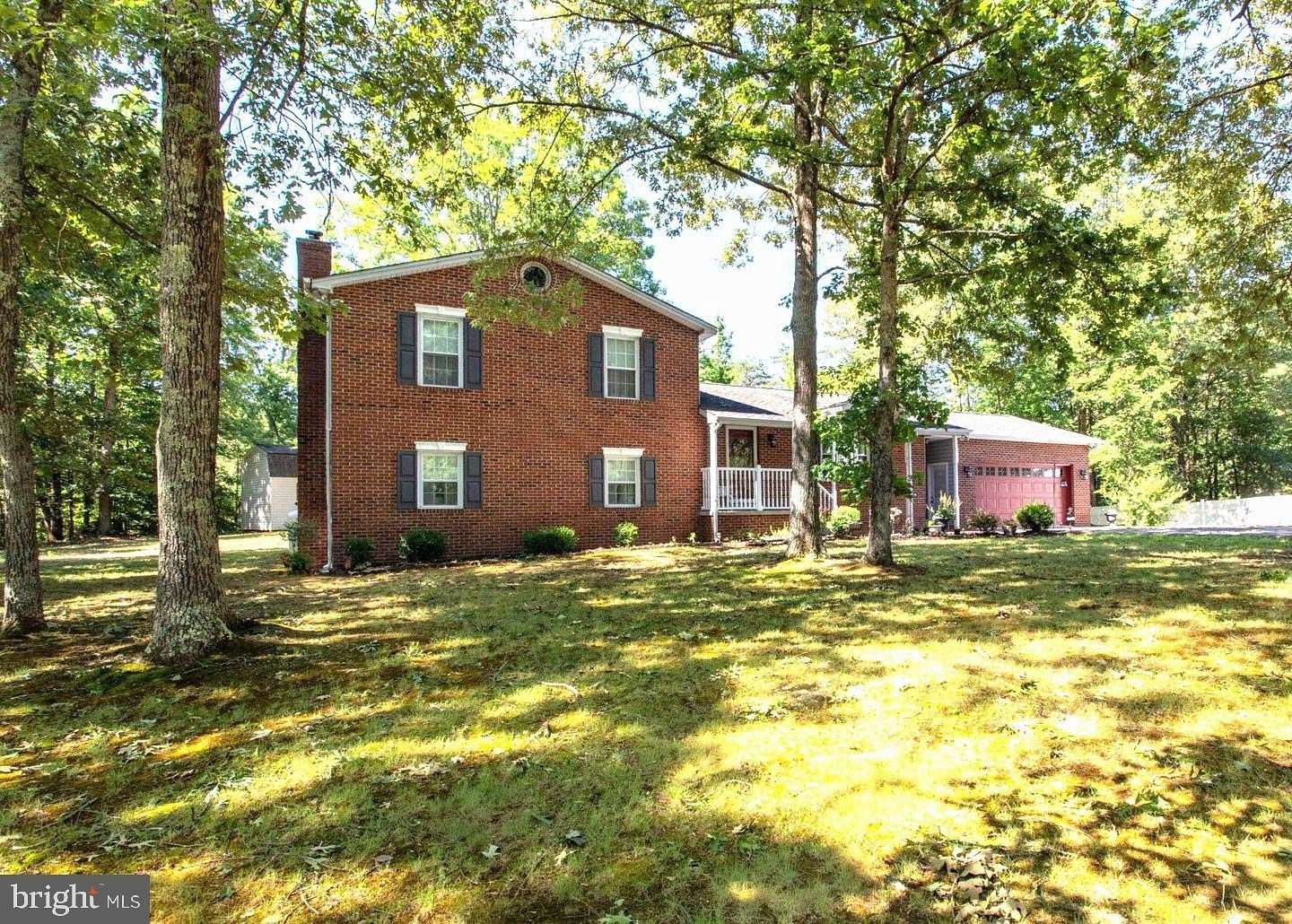 1.5 Acres of Land with Home for Sale in Pomfret, Maryland
