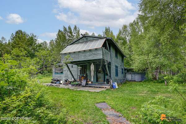 2 Acres of Land with Home for Lease in Trapper Creek, Alaska