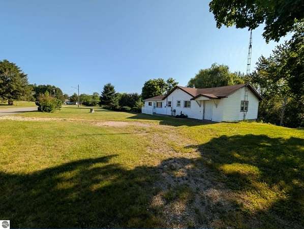 7.67 Acres of Land with Home for Sale in Mecosta, Michigan
