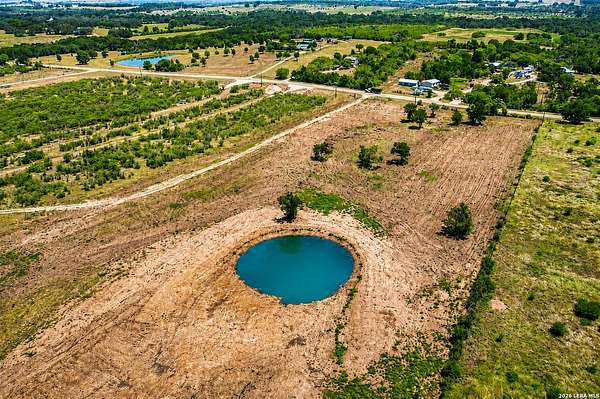 13.2 Acres of Land for Sale in Kingsbury, Texas
