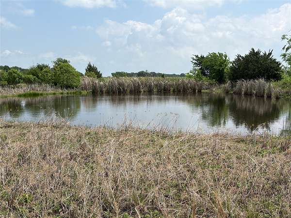 25.4 Acres of Agricultural Land for Sale in Sulphur Springs, Texas