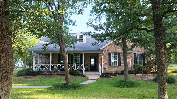 6 Acres of Land with Home for Sale in Paradise, Texas