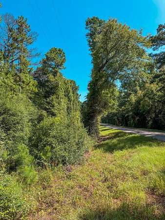 14 Acres of Land for Sale in Elkhart, Texas