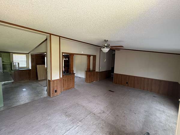 4 Acres of Land with Home for Sale in Redfield, Arkansas
