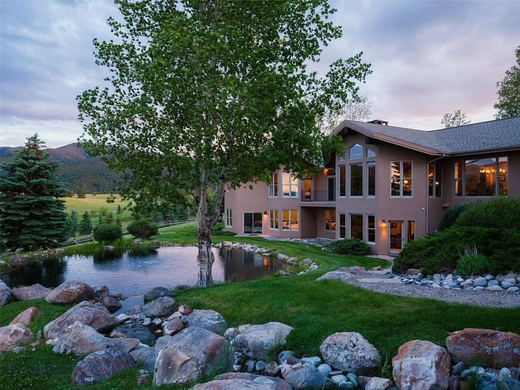 20 Acres of Land with Home for Sale in Bozeman, Montana