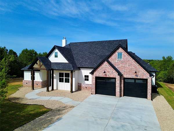 2.1 Acres of Land with Home for Sale in Bluff Dale, Texas
