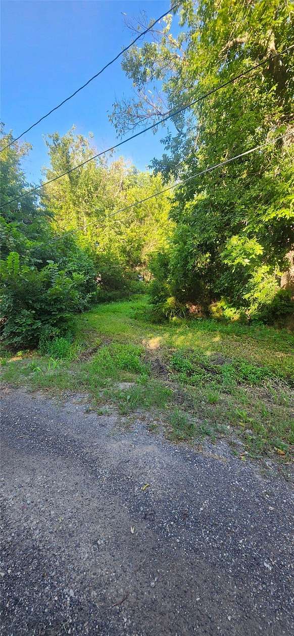 0.12 Acres of Residential Land for Sale in Greenville, Texas