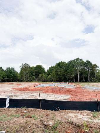 1.54 Acres of Land with Home for Sale in Gray Court, South Carolina