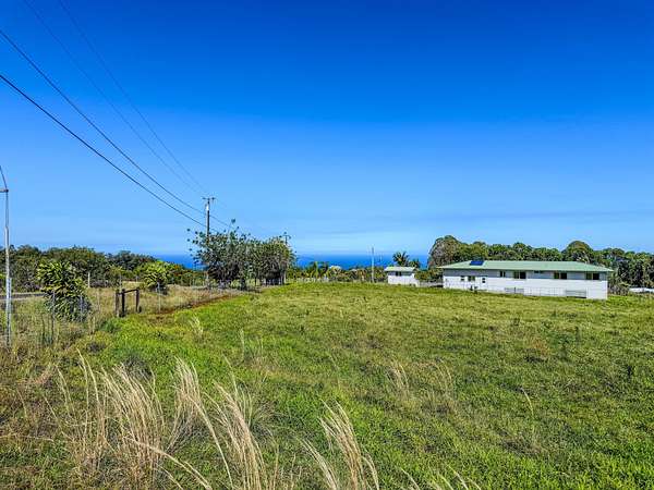 1.55 Acres of Residential Land for Sale in Hakalau, Hawaii