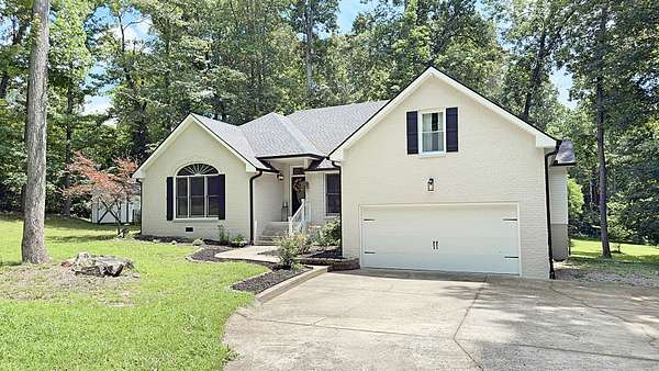 3.64 Acres of Land with Home for Sale in Clarksville, Tennessee