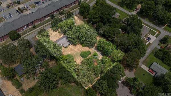 1.55 Acres of Improved Mixed-Use Land for Sale in Conway, Arkansas