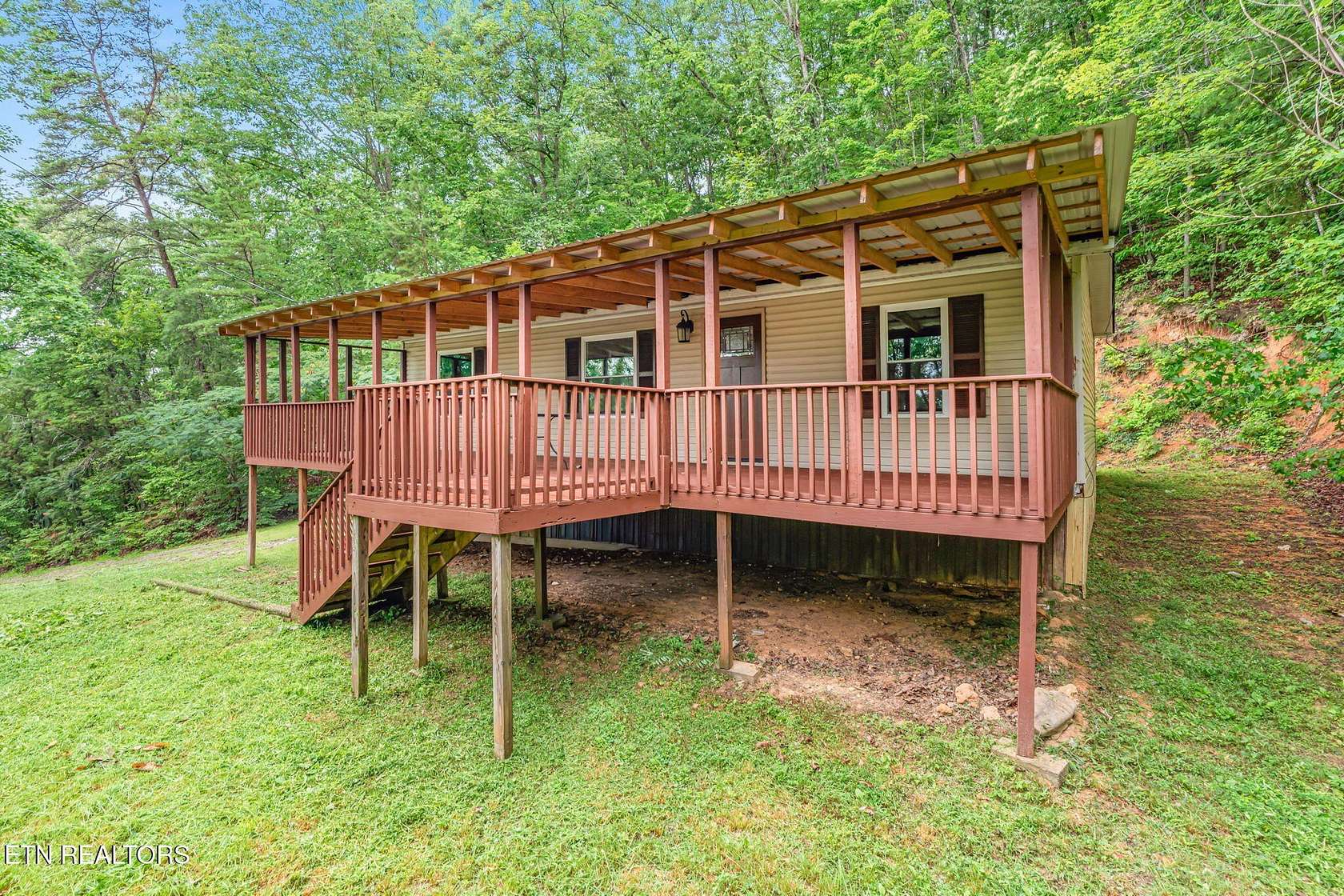 3.23 Acres of Land with Home for Sale in Harriman, Tennessee