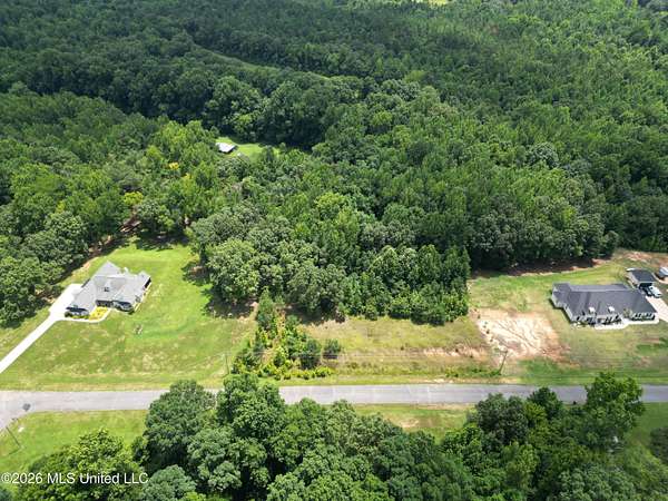 4.7 Acres of Residential Land for Sale in Lamar, Mississippi